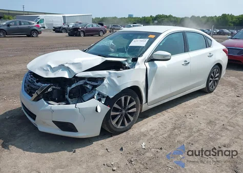 2017 Nissan Altima 2.5/S/Sv/Sl/Sr from USA, damaged, VIN 1N4AL3AP2HC172233